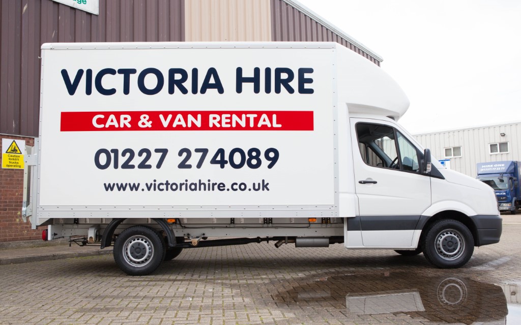 VICTORIA HIRE LUTON TAILLIFTS YOUR CHOICE OF THREE MERCEDES LUTON FORD
